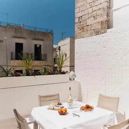 Terrazza Sull Orologio - Square View * צ'יסטרנינו